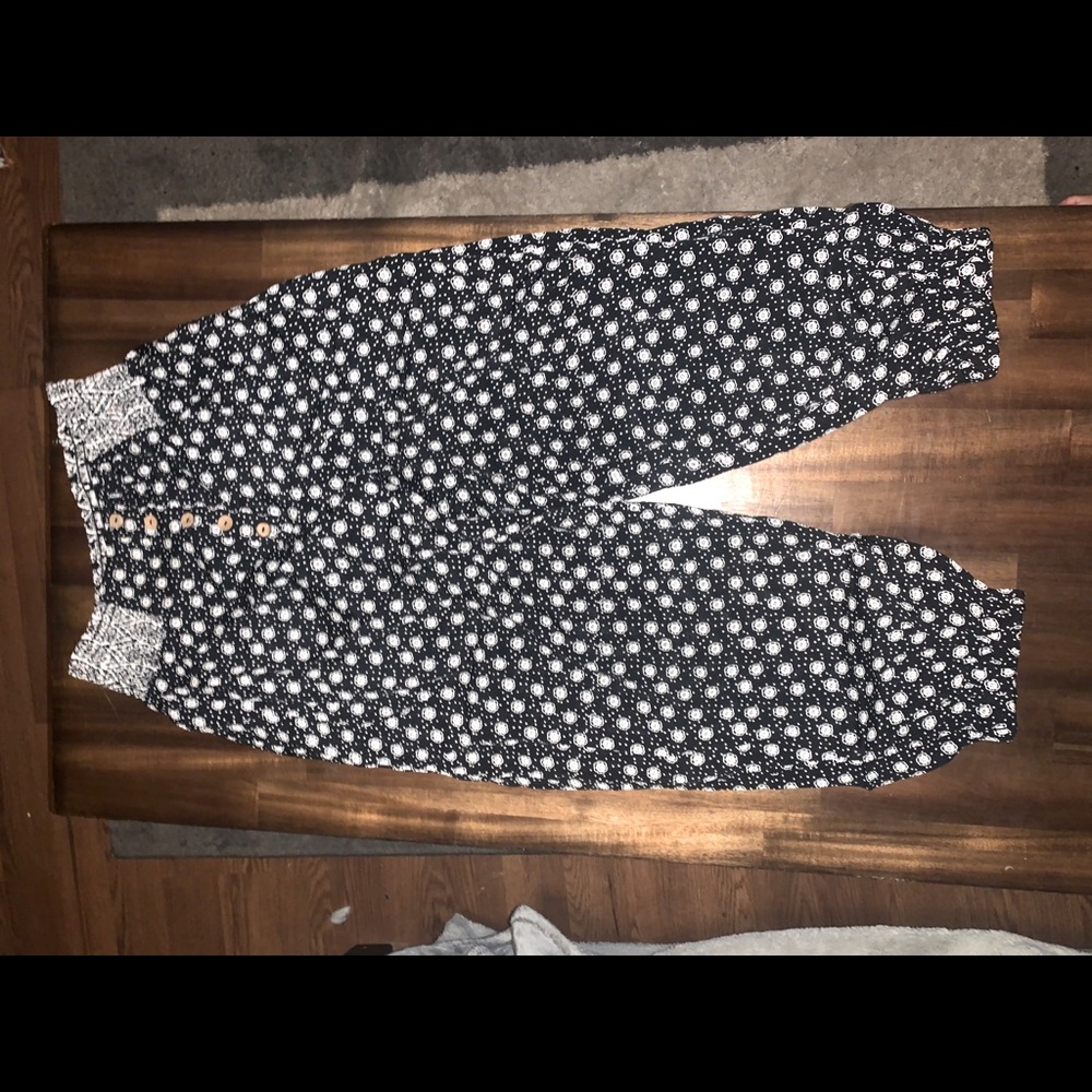 BRAND NEW jogger pants